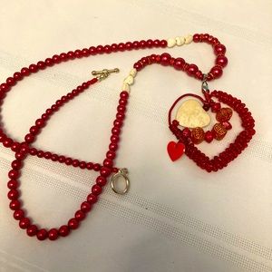 Necklace, red beads and magnesite stone